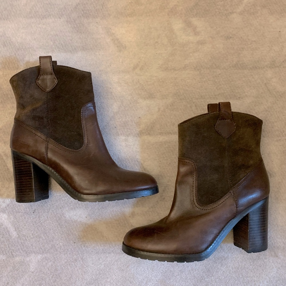 LAUREN Ralph Lauren Brown Suede and Leather Heeled Boots | Size 9